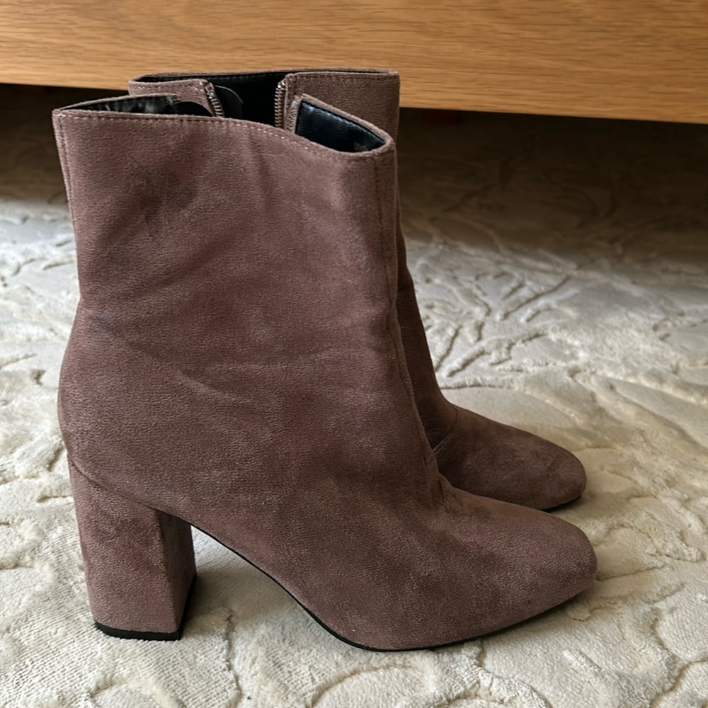 Taupe suede-like boots worn twice